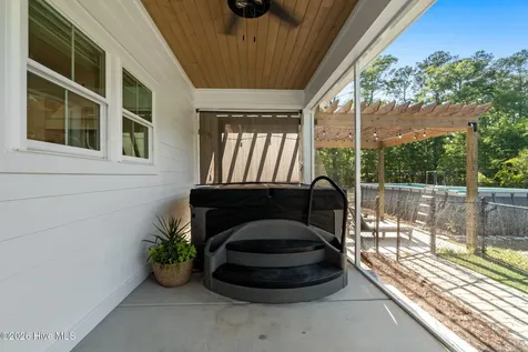 1042 Mable Drive Calabash NC 28467