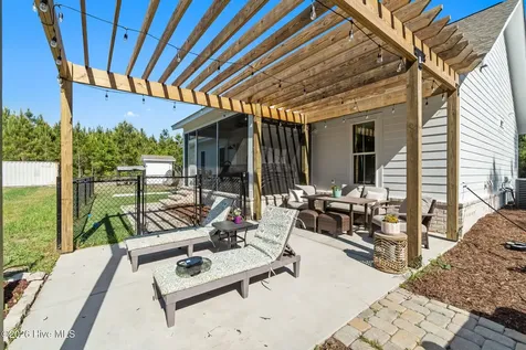 1042 Mable Drive Calabash NC 28467