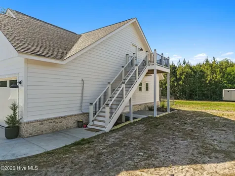 1042 Mable Drive Calabash NC 28467