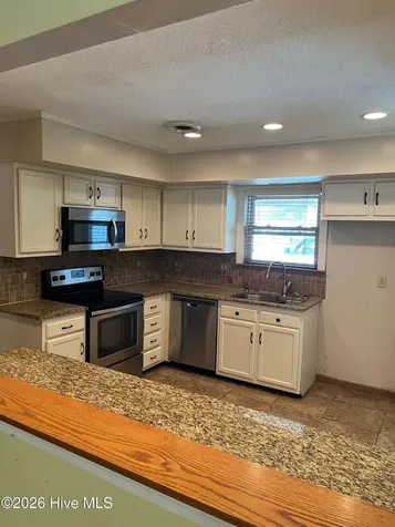 502 S Pine Cone Lane Jacksonville NC 28546