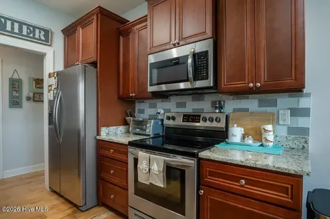 302 Big Pine Court Hubert NC 28539