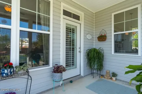 302 Big Pine Court Hubert NC 28539
