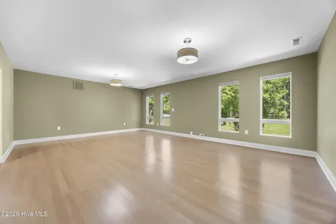 1011 Greenway Road Jacksonville NC 28546