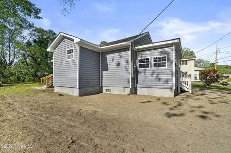 514 Edge Street Elizabeth City NC 27909
