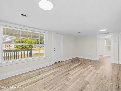 215 Richlands Avenue Jacksonville NC 28540