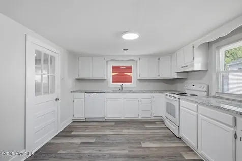 215 Richlands Avenue Jacksonville NC 28540