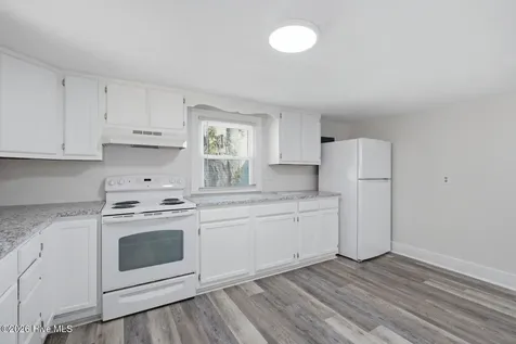 215 Richlands Avenue Jacksonville NC 28540