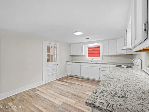 215 Richlands Avenue Jacksonville NC 28540