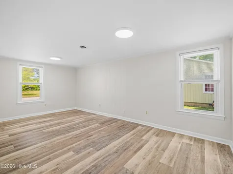 215 Richlands Avenue Jacksonville NC 28540