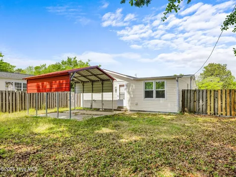 215 Richlands Avenue Jacksonville NC 28540