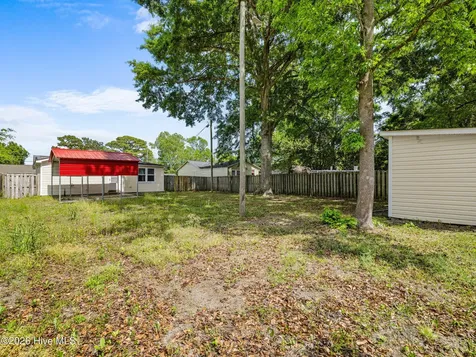 215 Richlands Avenue Jacksonville NC 28540