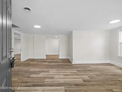 215 Richlands Avenue Jacksonville NC 28540