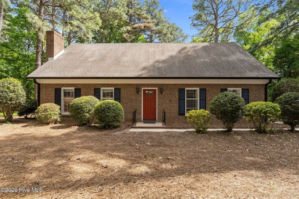 1123 N Fort Bragg Road Southern Pines NC 28387
