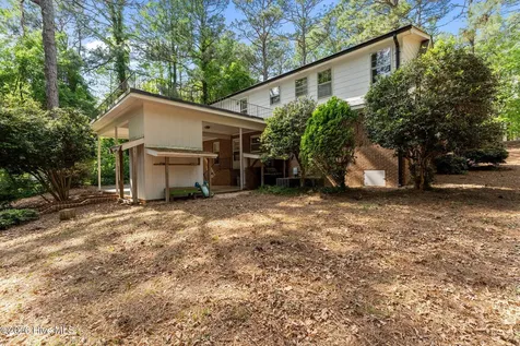 1123 N Fort Bragg Road Southern Pines NC 28387