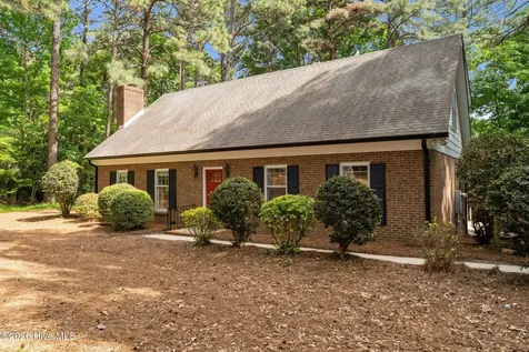 1123 N Fort Bragg Road Southern Pines NC 28387