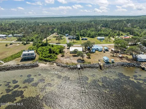 2472 Cedar Island Road Cedar Island NC 28520