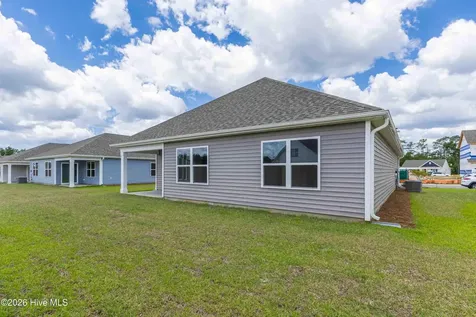 3085 Golden Field Drive SE Bolivia NC 28422