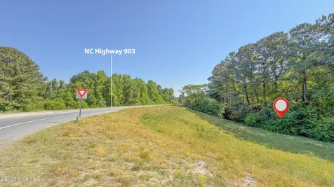1300 Nc-11 Magnolia NC 28453