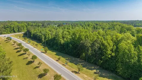 1300 Nc-11 Magnolia NC 28453