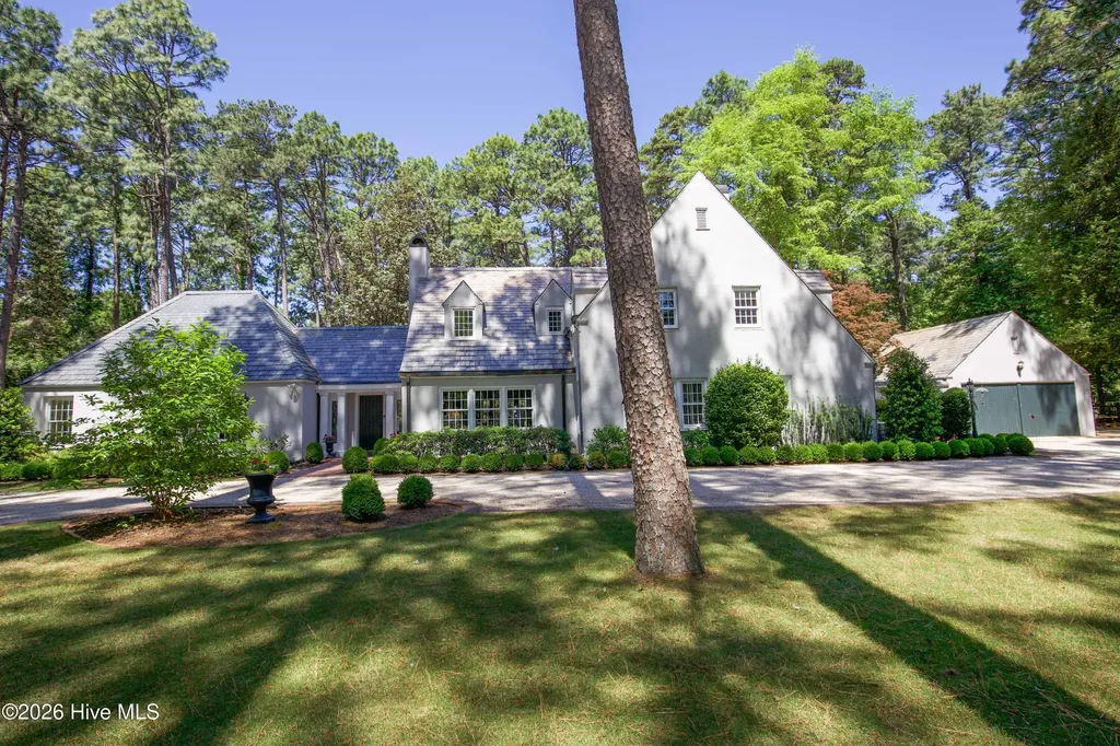 130 N Highland Road Southern Pines NC 28387
