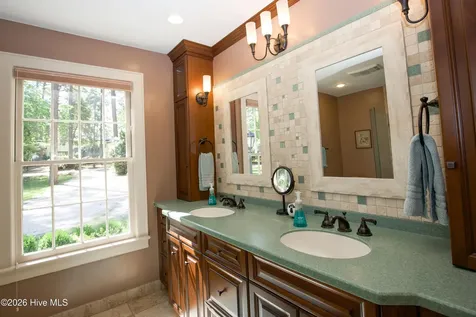 130 N Highland Road Southern Pines NC 28387
