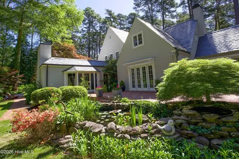 130 N Highland Road Southern Pines NC 28387