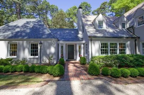 130 N Highland Road Southern Pines NC 28387