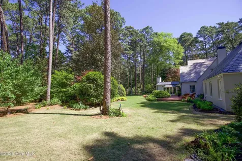 130 N Highland Road Southern Pines NC 28387
