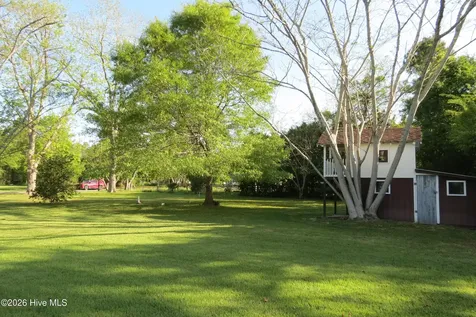 504 Midyette Street Oriental NC 28571