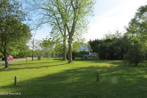 504 Midyette Street Oriental NC 28571