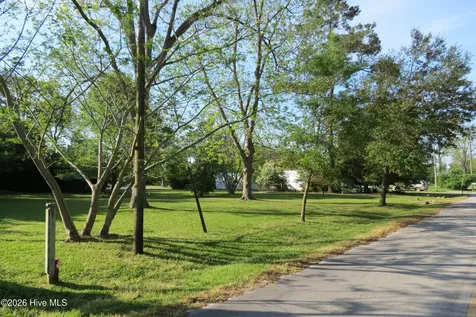 504 Midyette Street Oriental NC 28571