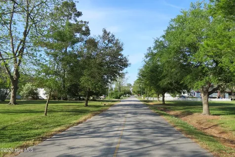 504 Midyette Street Oriental NC 28571