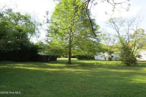 504 Midyette Street Oriental NC 28571