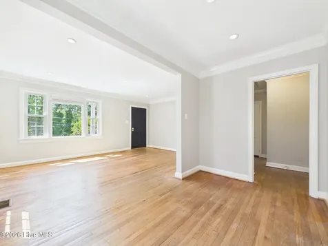 2912 Oberlin Road Raleigh NC 27608