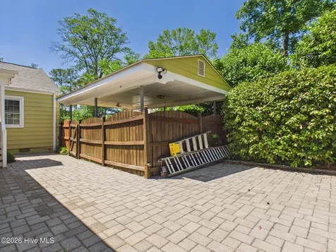 2912 Oberlin Road Raleigh NC 27608