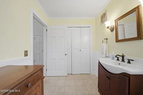 215 W Queen Street Edenton NC 27932