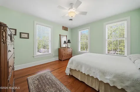 215 W Queen Street Edenton NC 27932