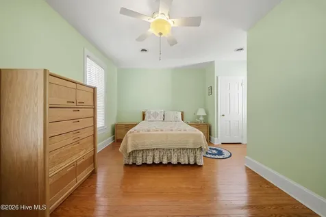 215 W Queen Street Edenton NC 27932