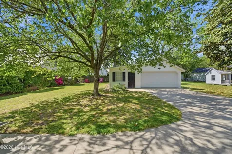 215 W Queen Street Edenton NC 27932