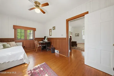 215 W Queen Street Edenton NC 27932