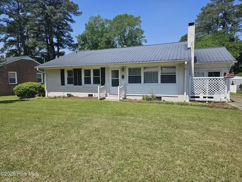 405 Lafayette Street Clinton NC 28328
