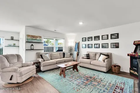 306 Cleat Drive Surf City NC 28445