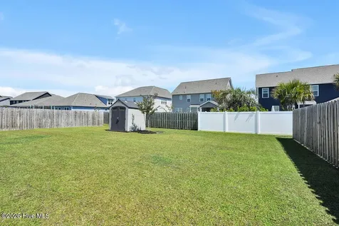 306 Cleat Drive Surf City NC 28445