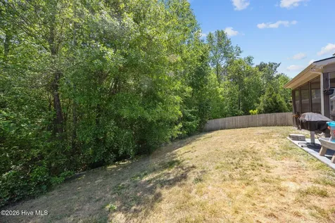 64 Cromwell Circle Cameron NC 28326