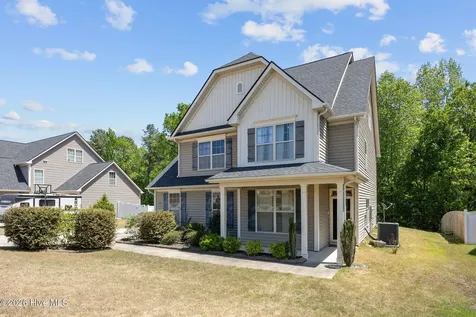 64 Cromwell Circle Cameron NC 28326