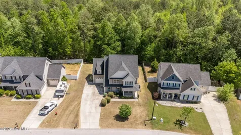 64 Cromwell Circle Cameron NC 28326