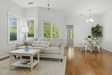 135 Longstreet Drive Wilmington NC 28412