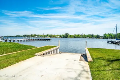 106 Bimini Court Havelock NC 28532