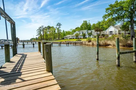 106 Bimini Court Havelock NC 28532