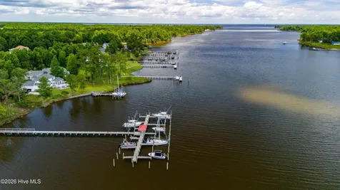 106 Bimini Court Havelock NC 28532